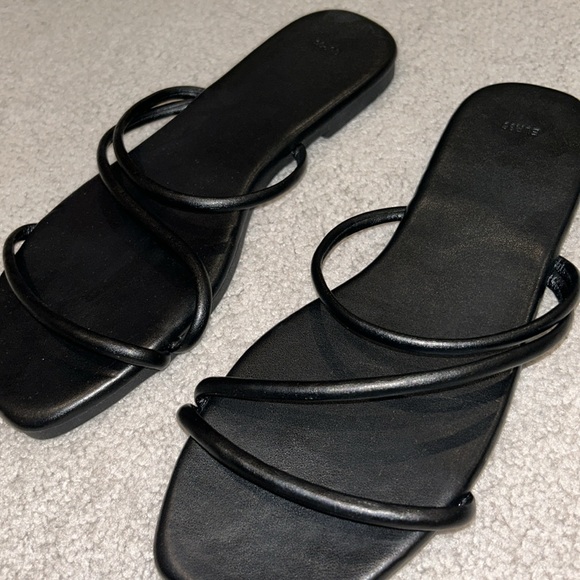 Black strappy sandals - Picture 3 of 4